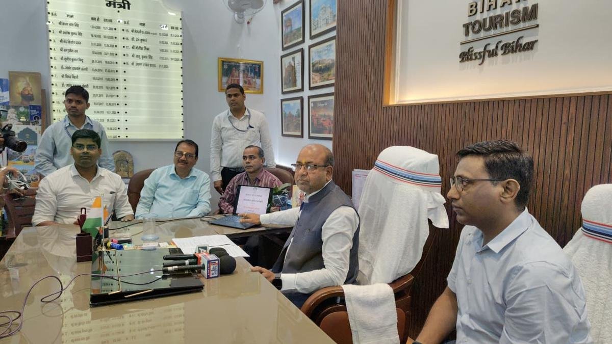 अब घर बैठे करें होटल बुकिंग, पर्यटन विभाग की नई वेबसाइट लॉन्च | 22Scope News Department of Tourism 22Scope News