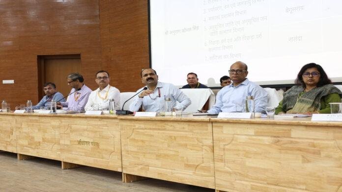 बिहार प्रशासनिक सुधार मिशन के मिशन निदेशक ने की लोक शिकायत निवारण पदाधिकारियों व IT प्रबंधकों की समीक्षा बैठक की अध्यक्षता