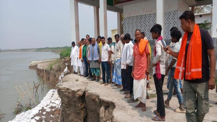 बागमती नदी के कटाव से खतरे में 'बड़ी मां कात्यायनी स्थान', विधायक ने किया निरीक्षण
