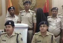 मोबाइल स्नैचिंग मामले में 15 स्मार्ट फोन के साथ 2 आरोपी गिरफ्तार