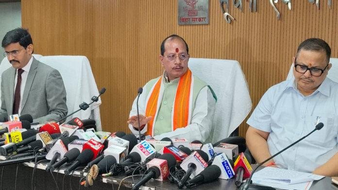 उपमुख्यमंत्री विजय सिन्हा ने कहा- खान विभाग ने 2025-26 में 3592 करोड़ कमाए