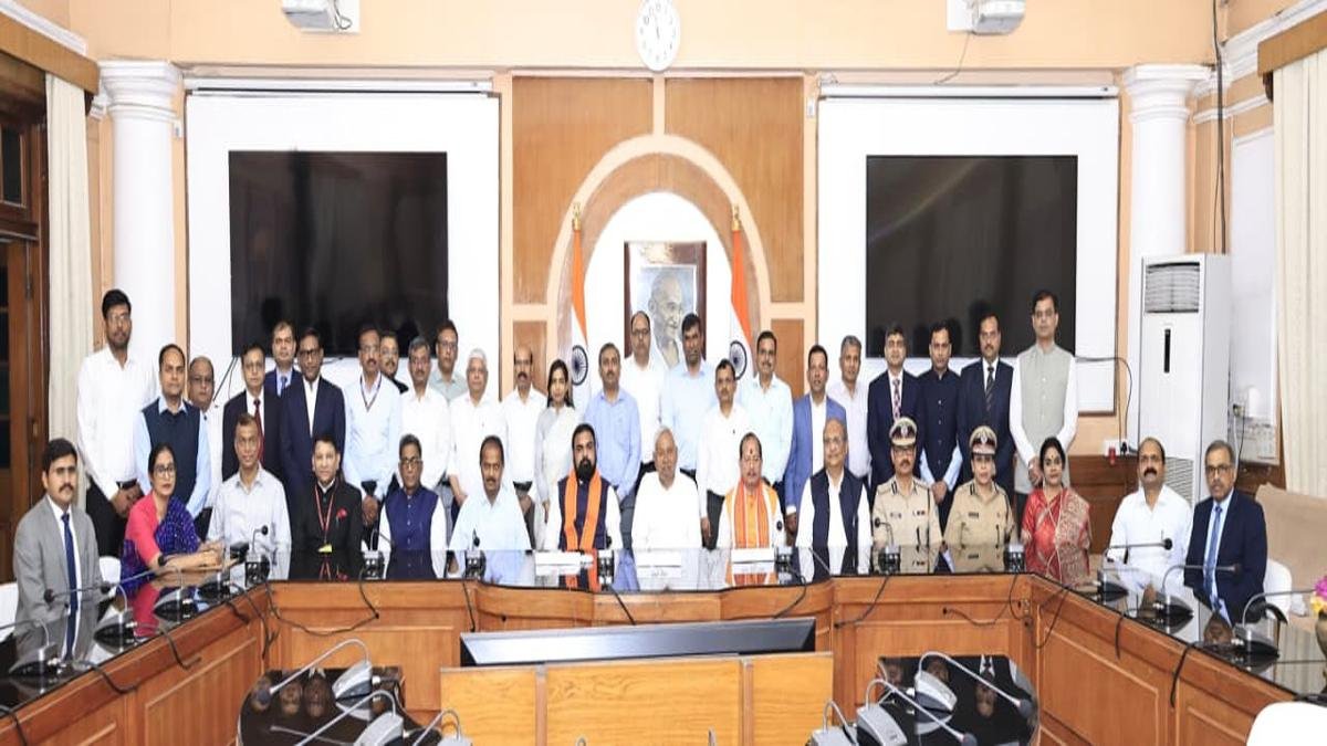 नीतीश कैबिनेट की आखिरी बैठक खत्म, शाम को इस्तीफा देंगे मुख्यमंत्री | 22Scope News Nitish Cabinet 1 1 22Scope News