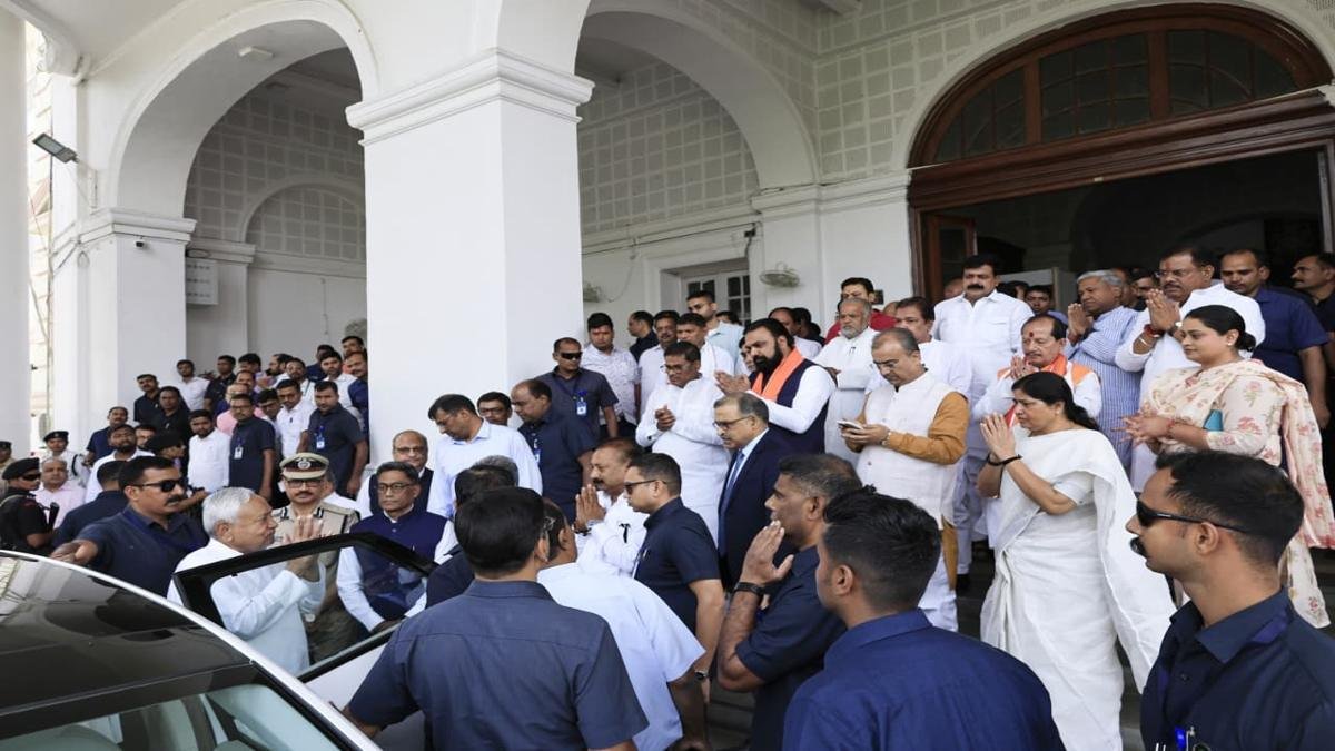 नीतीश कैबिनेट की आखिरी बैठक खत्म, शाम को इस्तीफा देंगे मुख्यमंत्री | 22Scope News Nitish Cabinet 3 22Scope News