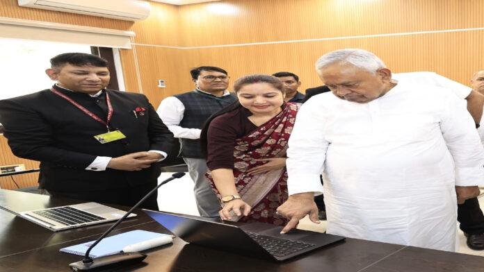 नीतीश ने भारत की जनगणना-2027 के तहत बिहार में आज से शुरू हो रही स्व-गणना में खुद को किया पंजीकृत