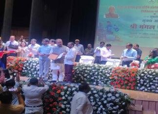 बिहार में नर्सिंग संस्थानों को अब ऑनलाइन मान्यता, बढ़ेगी पारदर्शिता बिहार में नर्सिंग संस्थानों को अब ऑनलाइन मान्यता, बढ़ेगी पारदर्शिता