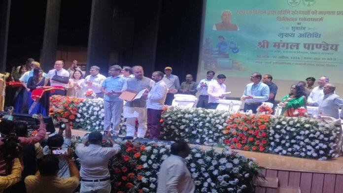 बिहार में नर्सिंग संस्थानों को अब ऑनलाइन मान्यता, बढ़ेगी पारदर्शिता