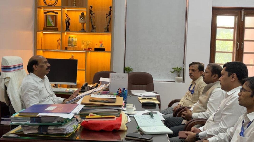 पंचायती राज विभाग में परिचर्चा, NHRC के विशेष पर्यवेक्षक उमाकांत ने दिया संदेश
