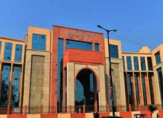 वर्दी में रील्स पर सख्ती, लेकिन नया आदेश नहीं - पुलिस मुख्यालय