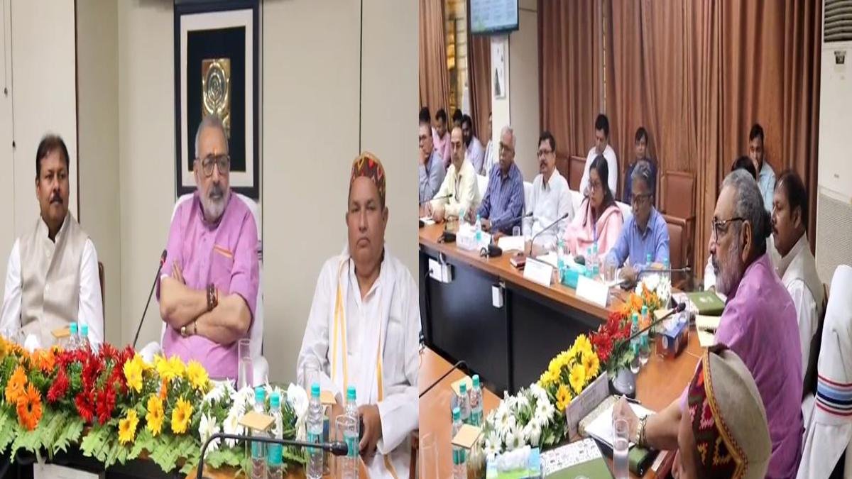 UM Giriraj Singh 1 22Scope News