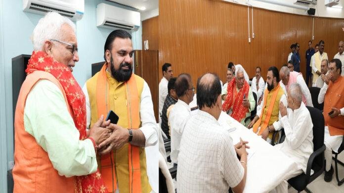 BJP के मुख्यालय प्रभारी अरविंद शर्मा ने MLC चुनाव के लिए भरा नामांकन, CM सम्राट चौधरी सहित NDA के तमाम सहयोगी रहे मौजूद