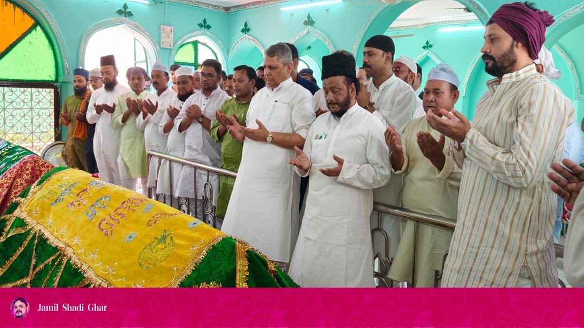 डिप्टी CM बनने के बाद विजय चौधरी पहुंचे गयाजी, गेवाल बिगहा स्थित खानकाह स्थित मजार पर की चादरपोशी | 22Scope News Vijay Chaudahry 1 22Scope News