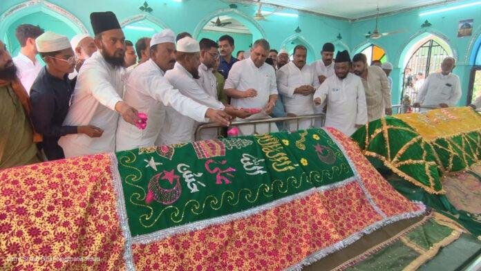 डिप्टी CM बनने के बाद विजय चौधरी पहुंचे गयाजी, गेवाल बिगहा स्थित खानकाह स्थित मजार पर की चादरपोशी