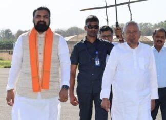 CM Nitish Kumar ने पश्चिम चम्पारण जिले के वाल्मीकिनगर में विभिन्न योजनाओं का किया उद्घाटन एवं शिलान्यास, विकास कार्यों का किया निरीक्षण CM Nitish Kumar