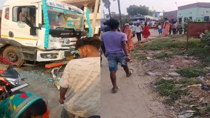 भोजपुर में ट्रक व यात्री बस में भीषण टक्कर, आधा दर्जन से अधिक लोग घायल