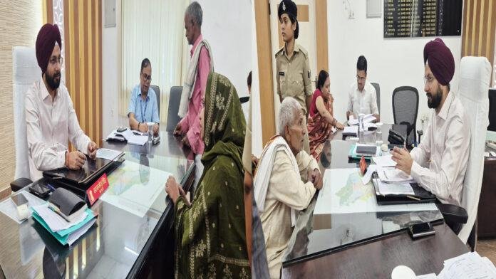 जिला पदाधिकारी के जनसुनवाई कार्यक्रम में 58 मामलों की हुई सुनवाई