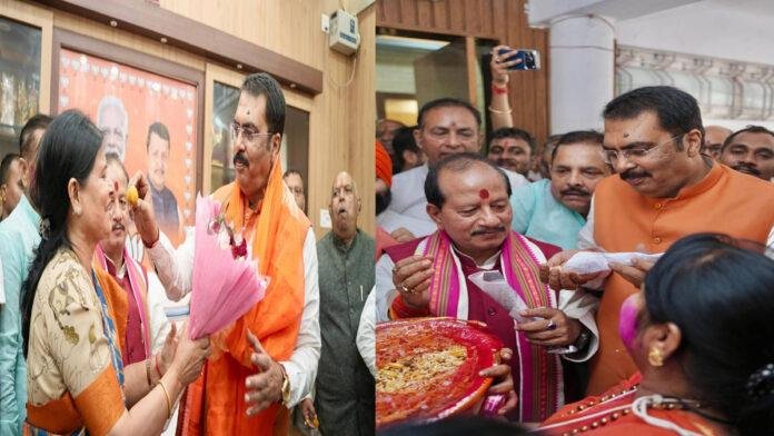 बंगाल, असम व पुडुचेरी में अभूतपूर्व विजय पर बिहार BJP प्रदेश कार्यालय में जमकर मना जश्न