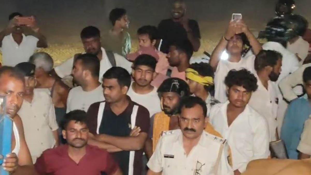 सतर्कता और पुलिस की त्वरित कार्रवाई, 10 बेजुबान मवेशियों को तस्करों के चंगुल से बचाया गया सुरक्षित | 22Scope News Dananpur 3 22Scope News