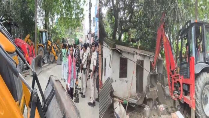कटिहार में गरजा बुलडोजर, कोर्ट के आदेश पर उजड़े सैकड़ों आशियाने