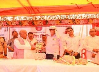 पूर्वी चंपारण के 3 पंचायतों में लगे 'सहयोग शिविर' में ऑनस्पॉट निपटाए गए 97 प्रतिशत शिकायतें