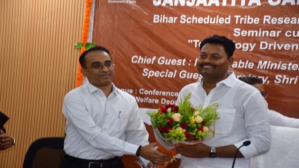 Minister Lakhendra Kumar Roshan 1 22Scope News