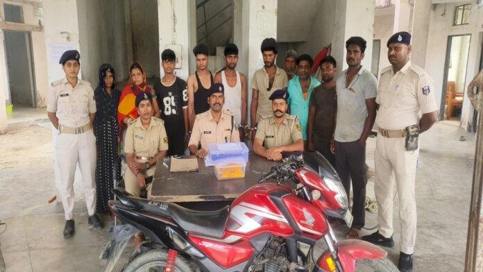 शिकारगंज चाकू मार हत्याकांड : महज 2 घंटे में 10 अभियुक्त गिरफ्तार