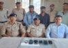 सिवान रेल पुलिस को बड़ी सफलता, झारखंड व पश्चिम बंगाल के 2 मोबाइल चोर गिरफ्तार