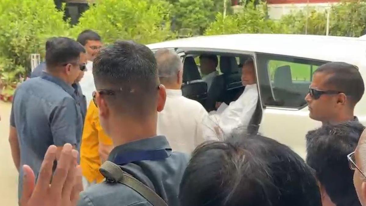 JDU कार्यालय पहुंचे पार्टी के राष्ट्रीय अध्यक्ष नीतीश कुमार, MLC चुनाव को लेकर करेंगे मंथन | 22Scope News Vijay Nitish 22Scope News