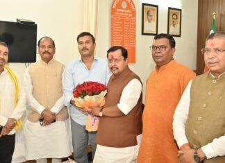 Sudesh Mahto BJP Meeting: नितिन नबीन से मिले सुदेश महतो, NDA की मजबूती और राज्यसभा चुनाव पर हुई चर्चा Sudesh Mahto BJP Meeting: नितिन नबीन से मिले सुदेश महतो, NDA की मजबूती और राज्यसभा चुनाव पर हुई चर्चा