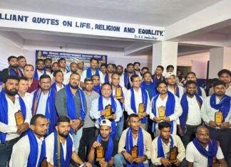 Education Empowerment: शिक्षा ही सामाजिक परिवर्तन का सबसे प्रभावी माध्यम, मंत्री लखेंद्र पासवान ने छात्रों को किया सम्मानित