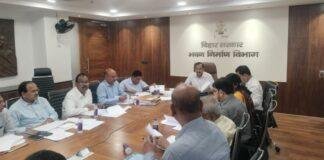 PMCH Review Meeting: मरीज सुविधाओं पर सख्त निर्देश, Health Secretary Kumar Ravi का बड़ा एक्शन