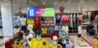 फुटबॉल फीवर को फैशन में लाया Yousta, लॉन्च किया FIFA कलेक्शन फुटबॉल फीवर को फैशन में लाया Yousta, लॉन्च किया FIFA कलेक्शन