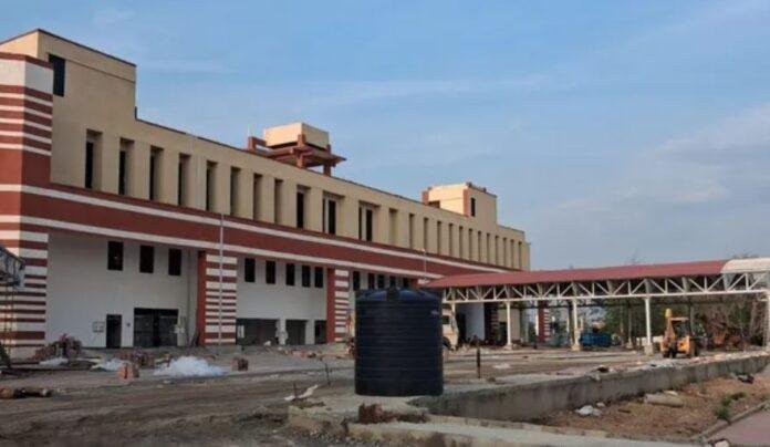 Ranchi Railway Station South Gate पर Airport जैसी Parking System, यात्रियों को मिलेगी एंट्री पर्ची