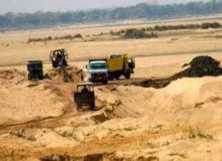 Jharkhand Sand Crisis: 10 जून से बालू उठाव पर NGT की रोक, 444 में सिर्फ 14 घाटों से हो रही वैध निकासी