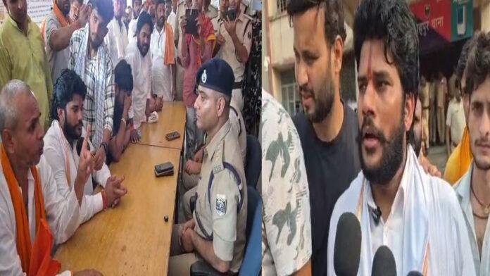 भरत तिवारी एनकाउंटर प्रकरण : अचानक सैकड़ों की संख्या में लोग पहुंचे थाना, किया घेराव