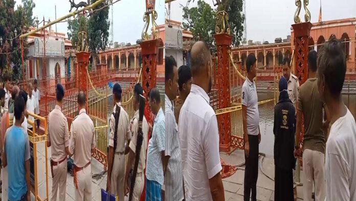 कालीबाग मंदिर परिसर के पोखरे में युवक का मिला शव, इलाके में फैली सनसनी