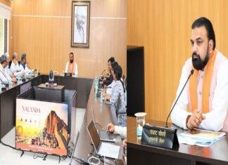 गयाजी, राजगीर और नालंदा में पर्यटकों को अंतर्राष्ट्रीय स्तर की सुविधाएं उपलब्ध कराने का मुख्यमंत्री ने दिया निर्देश