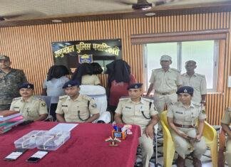 हथियार के साथ फोटो व Video पोस्ट कर इलाके में दहशत फैलाने 3 युवकों को पुलिस ने किया गिरफ्तार