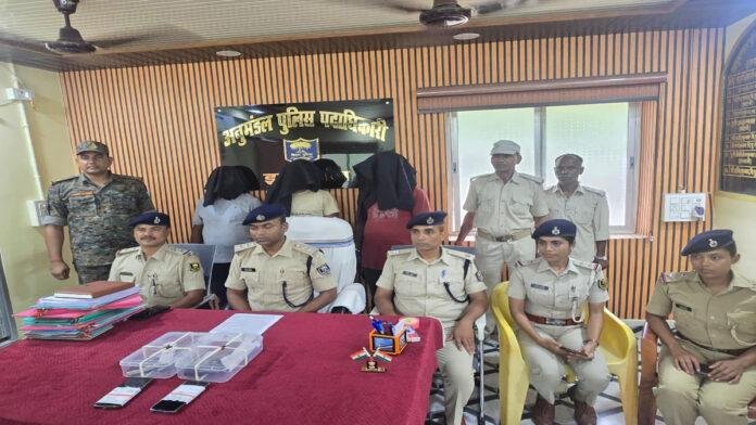 हथियार के साथ फोटो व Video पोस्ट कर इलाके में दहशत फैलाने 3 युवकों को पुलिस ने किया गिरफ्तार