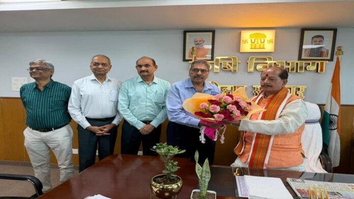 विजय सिन्हा ने कहा- गन्ना किसानों की समस्याओं का समाधान हमारी प्राथमिकता, किसी भी कीमत पर नहीं होने दी जाएगी परेशानी