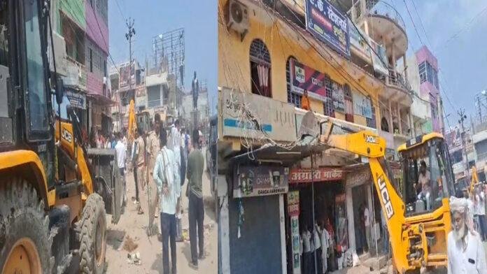 मोतिहारी में बुलडोजर एक्शन, छतौनी चौक से ढाका रोड तक चला अतिक्रमण हटाओ अभियान