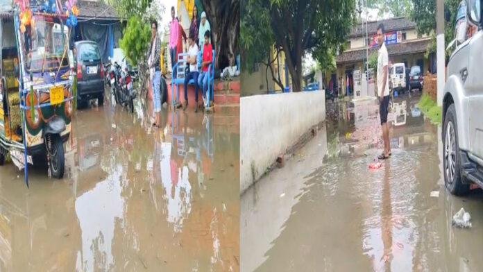 मूसलाधार बारिश से सुगौली नगर पंचायत की खुली पोल, थाना परिसर में घुसा पानी, निकासी व्यवस्था पर उठे सवाल