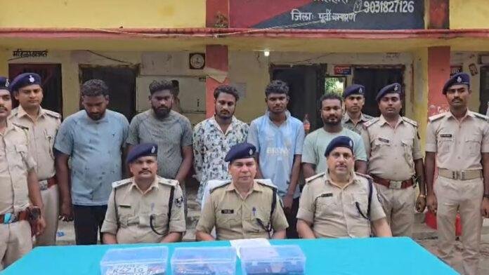 मोतिहारी पुलिस को बड़ी सफलता, अंतरराज्यीय लुटेरा गिरोह का पर्दाफाश, 5 शातिर गिरफ्तार