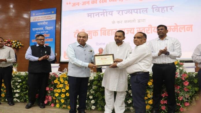 सचिव ने की स्वास्थ्य सेवाओं व राष्ट्रीय स्वास्थ्य मिशन योजनाओं की विस्तृत समीक्षा