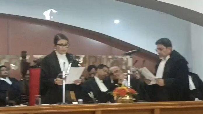 पटना HC के शताब्दी हॉल में 7 नए जजों ने ली शपथ