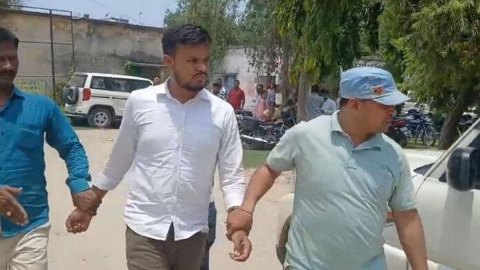 निगरानी विभाग की कार्रवाई जारी, रंगे हाथ पकड़े गए RTPS काउंटर के क्लर्क
