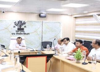 सचिव पंकज कुमार पाल की अध्यक्षता में 60 मीटर से अधिक लंबे 638 पुलों की जांच की समीक्षा, दिए गए कड़े निर्देश सचिव पंकज कुमार पाल की अध्यक्षता में 60 मीटर से अधिक लंबे 638 पुलों की जांच की समीक्षा, दिए गए कड़े निर्देश
