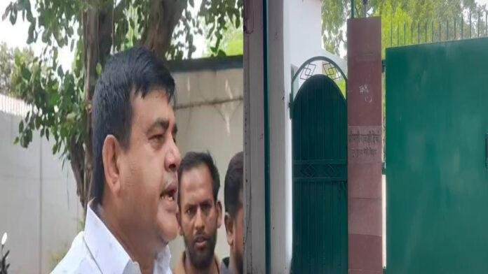 राबड़ी व तेजस्वी ने लौटाई सुरक्षा, आवास के बाहर पसरा सन्नाटा, शक्ति यादव ने सरकार को घेरा