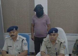 जामताड़ा पुलिस की बड़ी सफलता, स्वर्ण व्यवसायी लूटकांड का आरोपी हथियार समेत गिरफ्तार