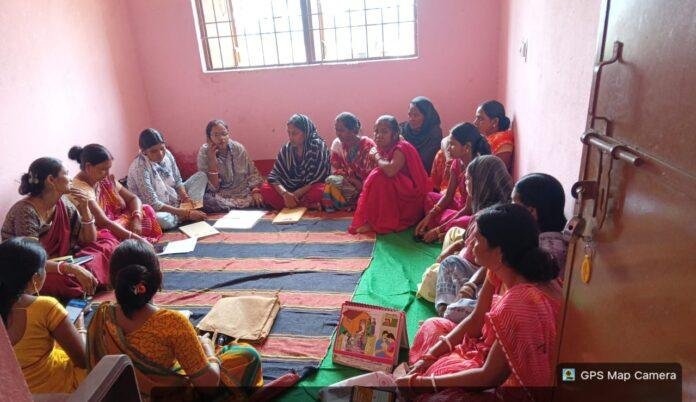 Ramgarh News: एक शपथ, बड़ा बदलाव! मंझला चुम्बा में नशे के खिलाफ जागरूकता अभियान