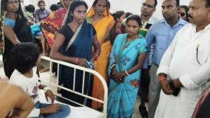 Garhwa News: कस्तूरबा विद्यालय में फूड प्वाइजनिंग से 100 से अधिक छात्राएं बीमार, अस्पताल में मचा हड़कंप